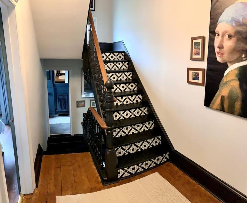Chic Townhouse Near Tunnels Beaches อิลฟราคูมบ์ ภายนอก รูปภาพ