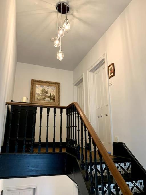Chic Townhouse Near Tunnels Beaches อิลฟราคูมบ์ ภายนอก รูปภาพ